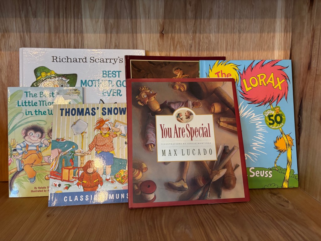 10+ Classic Books to Gift Your Littles for Christmas 2025 Edition